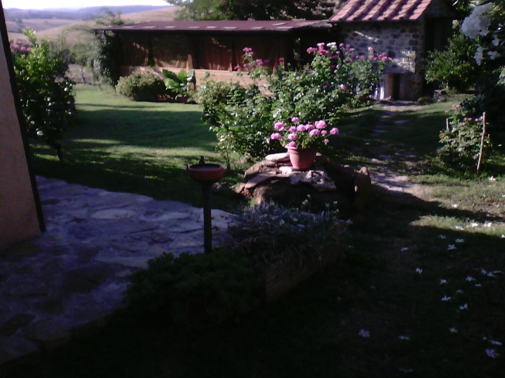 Agriturismo Podere Micitto Usi Eksteriør billede