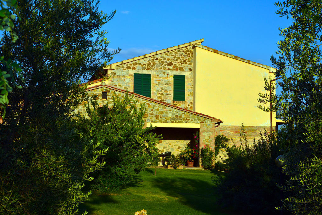 Agriturismo Podere Micitto Usi Eksteriør billede